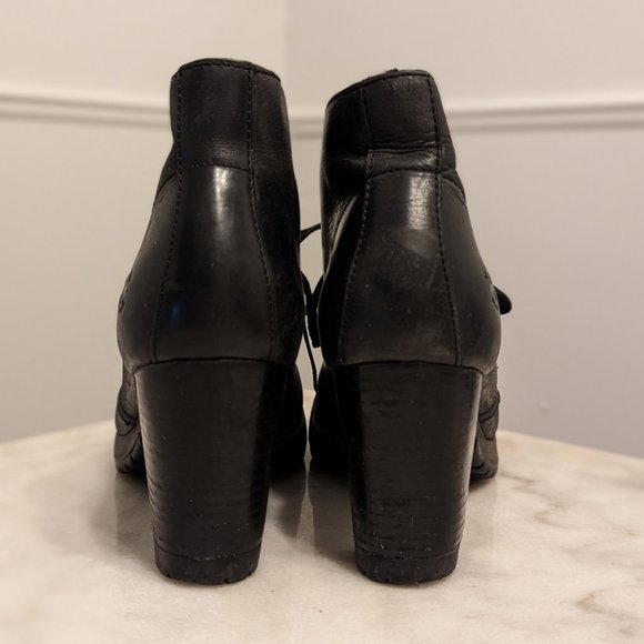 RARE Dr. Martens Heeled Boots Lace-Up Leather Pumps (Black - Size 8 US) - Picture 4 of 4